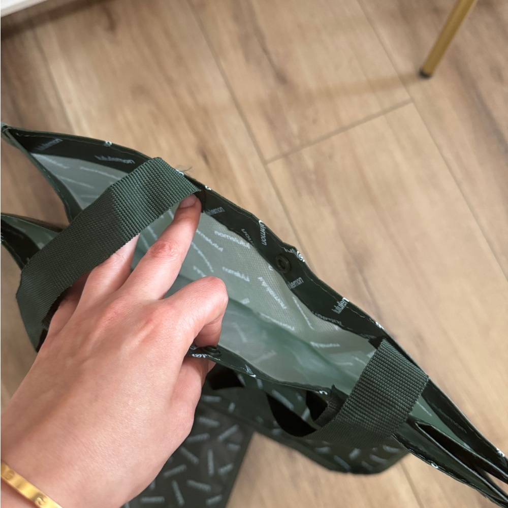 Lululemon Green Tote Bag Bundle Set (2 pcs) - Picture 3 of 4